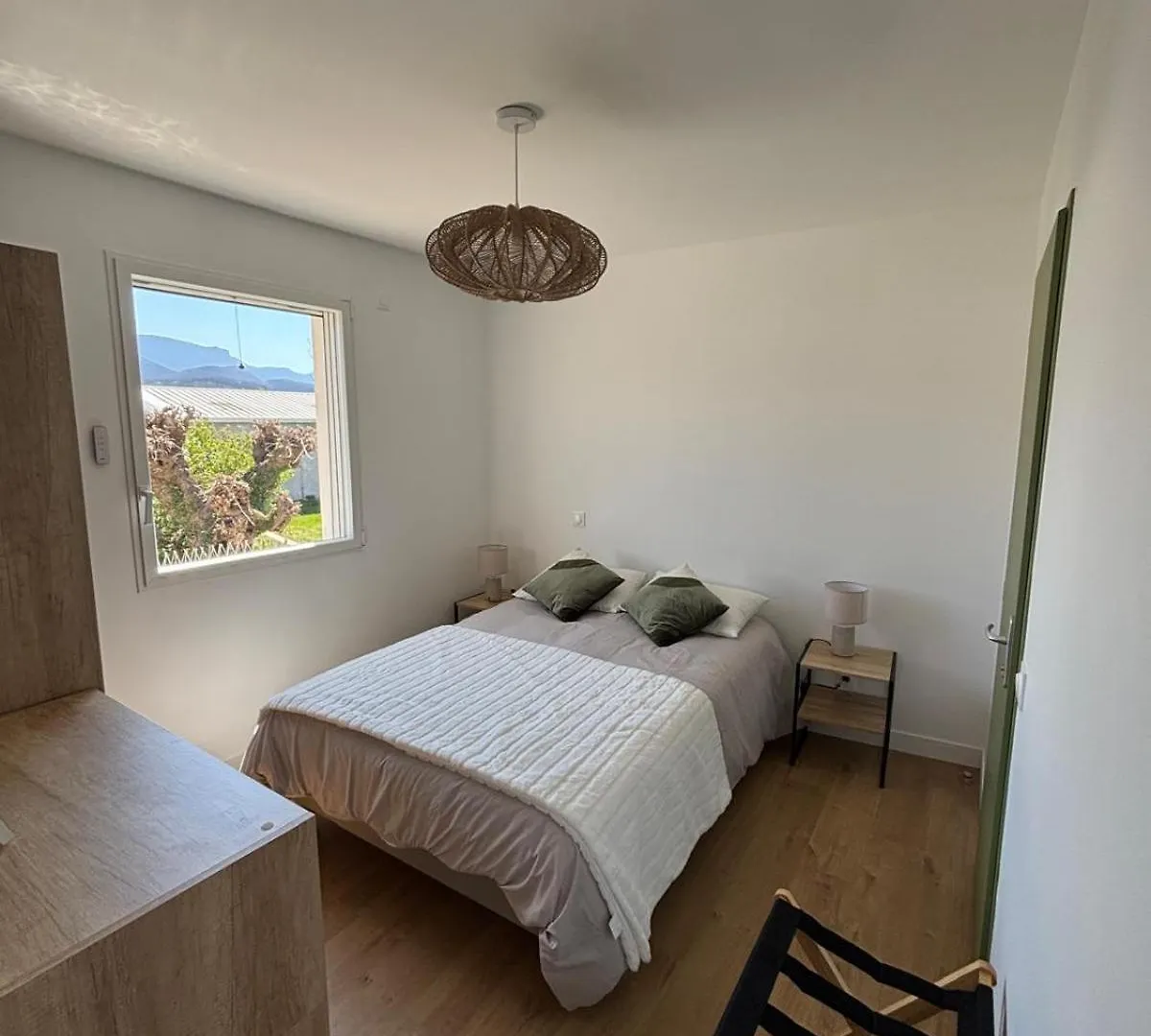 Bed & Breakfast Chambre D'Hotes Besayes France